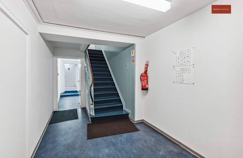 Bergdietikon Apartment | Dietikon Apartment with Fully Equipped Kitchen