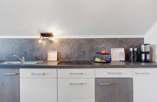 Unterbrand Apartment | Dog-Friendly Holiday Apartment with 2 Balconies and Wi-Fi