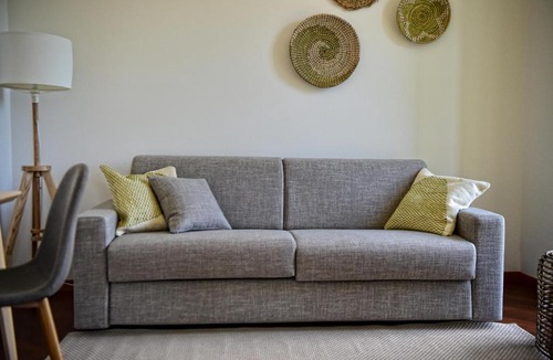 Regatola Apartment | Easy Welcome Green Rose
