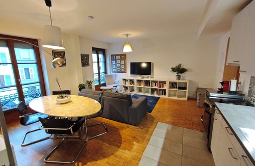 Les Eaux-Vives Apartment | Eaux-Vives - Near the tram, the lake, and the Jet d'Eau