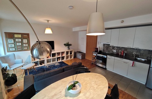 Les Eaux-Vives Apartment | Eaux-Vives - Near the tram, the lake, and the Jet d'Eau
