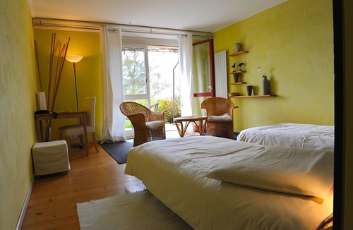 Montezillon Hotel | EcoHotel L'Aubier