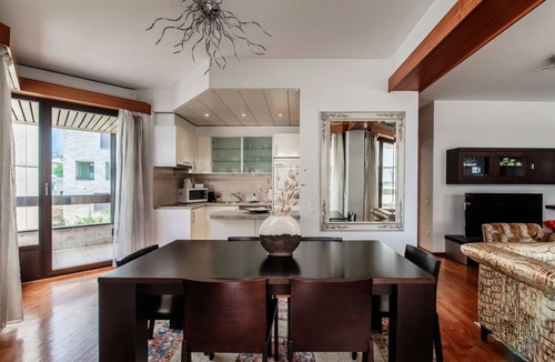 Lugano Apartment | Elegance a Few Steps from the Lake (Yamina Luxury Apartment)