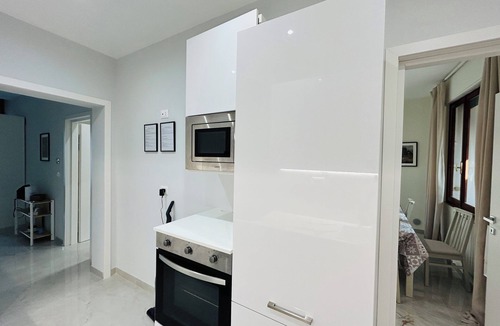 Montegrotto Terme Apartment | Elegant 2-bedroom apartment with AC in Montegrotto Terme