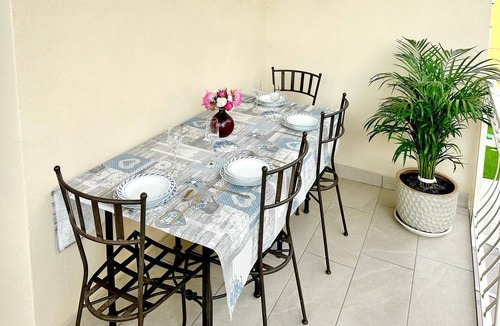 Paratico Apartment | ‘Elegant Lake Iseo’ Apartment with Lake & Mountain Views, Wi-Fi, Air Conditioning