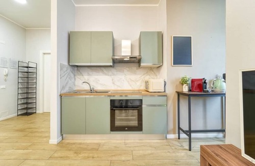 Como Apartment | Enjoyable condo with AC close by to the shore.FREE-Parking/Fast internet,Laundry
