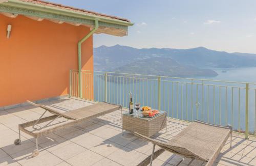 Parzanica House | EnjoyIseoLake - Monet - Accogliente appartamento con terrazza e vista sul lago