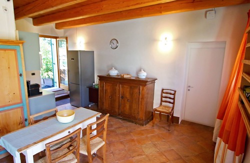San Benedetto di Lugana Apartment | Exclusive villa among the vineyards of Peschiera del Garda