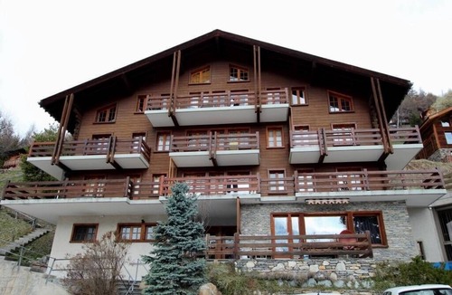 St. Luc Apartment | Extérieur: 2nd floor apartment with south-facing balcony of approx. For 2 people - Interior: approx.