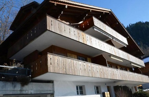 Zweisimmen Apartment | Fabiana Appartement/Fewo, Dusche oder Bad, WC 6-Bettwohnung by Interhome