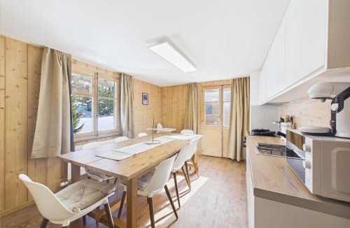 Randa Apartment | Family-Friendly Apartment for 8 near Zermatt