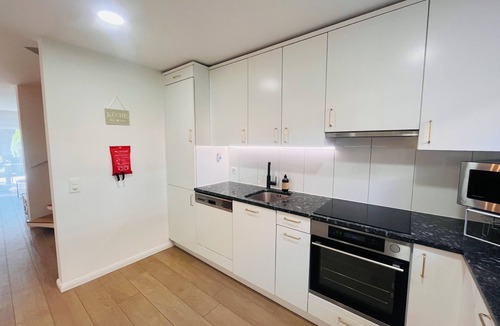 Killwangen Apartment | Family Garden Duplex near Zürich - Trampoline, Fireplace & BBQ - 8 Guests