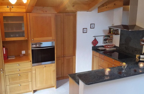 Gstaad Apartment | Farfalla Appartement/Fewo, Dusche oder Bad, WC 4-Bettwohnung by Interhome