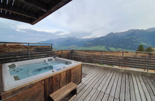 Vattiz Apartment | Ferienhaus Balcon Sulegliv, Vattiz, (Vattiz), 46006B by Interhome