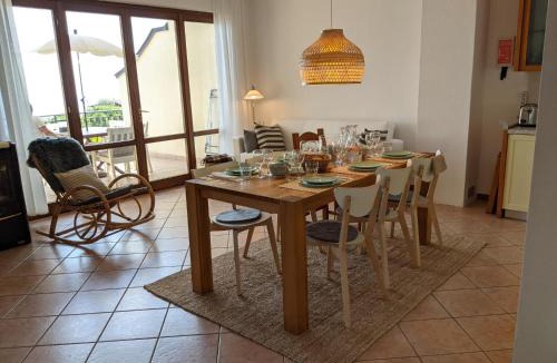 Gardola House | Ferienhaus mit Seeblick und Garten, Pool in ruhiger Lage von Tignale am Gardasee