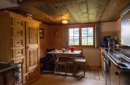 Klosters-Serneus House | Ferienhaus Selfranga