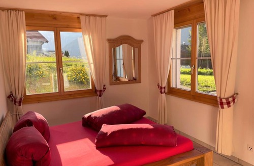 Lumnezia Bed & Breakfast | Ferienwohnung CASA URSIN Val Lumnezia