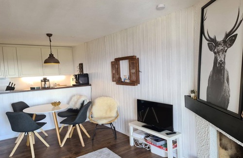 Nendaz Apartment | Flat in Veysonnaz near Ski Lift & Valley Views