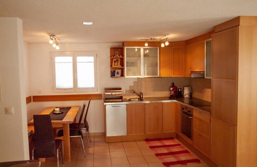 Rosswald Apartment | Fletschhorn EG 4-Bettwohnung, Dusche, WC 4-Bettwohnung by Interhome
