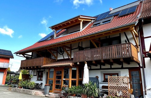 Bermatingen Apartment | Fully equipped vacation apartment 5km from Lake Constance in a rural location