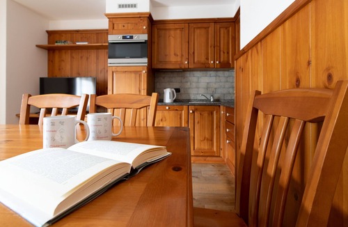 Bormio Apartment | Funivia 1 - Two Bedroom Apartment, Sleeps 6