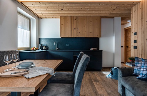 Cavedago House | 'Genzianella Apartment' with Mountain View, Wi-Fi and Air Conditioning