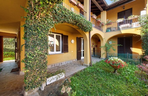 Civenna Apartment | Ghome and Home – Relaxation and Breathtaking Views on Lake Como