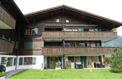 Zweisimmen Apartment | Gletscherhorn II (Tapia) Appartement/Fewo, Dusche oder Bad, WC 2-Bettwohnung by Interhome