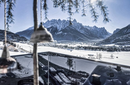 Valle San Silvestro Apartment | Golden Hill at the Gateway to the Dolomites. Apartment with panoramic view.