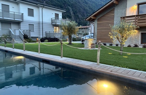 Dervio Ski Chalet | Green Chalet du lac - luxury property few steps from the lake with large pool and garden
