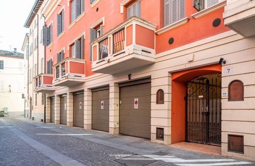 Oltretorrente Apartment | GuestHost - Apartment located on the second floor of a building with a lift.We are located in the historic center with a private garage for the exclusive use of guests.ATTENTION: We are located within the ZTL, to access it you must communicate the licens