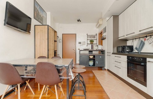 Fiera Apartment | GuestHost - Comfortable 60m2 apartment, ideal for 4, on the 4th floor of a building with lift (steps to reach it). Located in Fiera Milano City between Portello and CityLife, a historic exhibition area now transformed into the Allianz MiCo convention cen