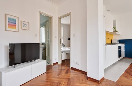 Lingotto Apartment | GuestHost - Comfortable attic apartment with a large furnished terrace is perfect for 3 people, it is located a few meters from the Carducci metro station. We are also a stone's throw from the hospitals (CTO, Molinette, Cellini) and the Parco del Valenti