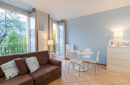 Ossuccio Apartment | GuestHost - Cozy 60m2 apartment, perfect for two people, located on the 1st floor of a building with lift.The property is located on the road that connects Como and Menaggio, a few steps from the town center and just 300 meters from the Ossuccio lido, a