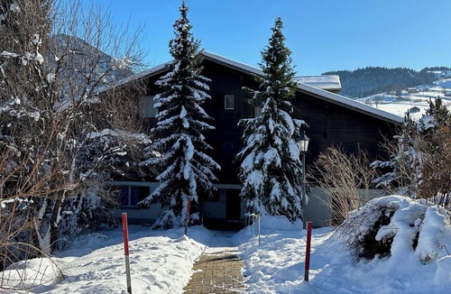 Zweisimmen Apartment | Hübeli (Streit) Appartement/Fewo, Dusche und Bad, WC 6-Bettwohnung by Interhome