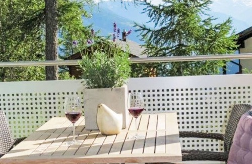 Bellwald Apartment | Haus zum Alpenblick - Wannenhorn by Interhome