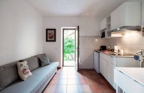 Nesso Apartment | Historic Home in Nesso (La Torre di Nesso)