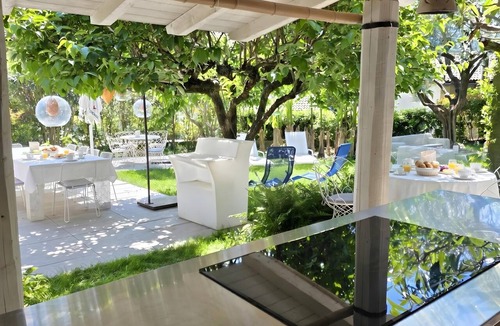 Morcote Apartment | Historic Palazzo Gritti - Lugano Lakefront stay - Fiordaliso, Morcote, Switzerland