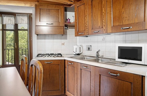Prazzo Apartment | Holiday Apartment "Stella Alpina Tano Di Grich" with Mountain View, Shared Terrace & 2 Balconies