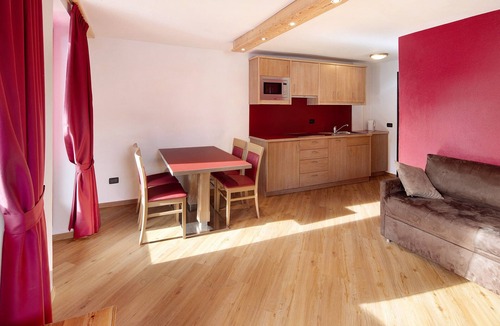 San Rocco Apartment | Holiday Apartment "Casa San Rocco n 37" with Mountain View, Balcony & Wi-Fi