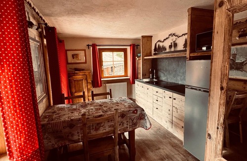 Cogne House | Holiday Home 'Appartamento 405 Con Sauna Privata' with Wi-Fi