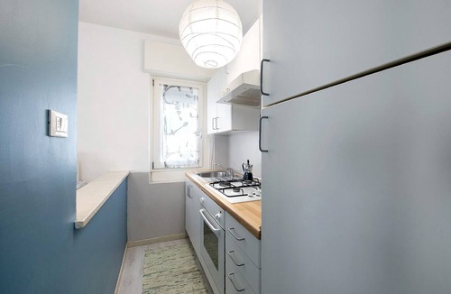 Sarnico Apartment | Holiday Home 'Miki' with Private Terrace, Wi-Fi and Air Conditioning