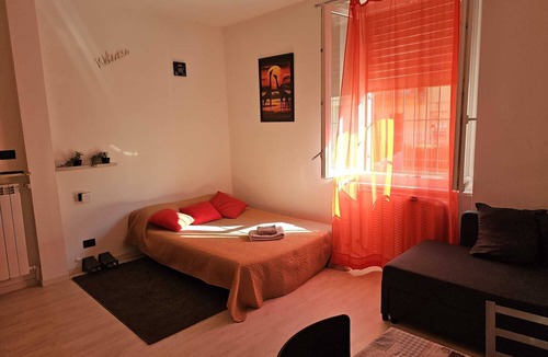 San Donato Apartment | Home 21 Wi FI near downtown, porta susa, subway, stadium