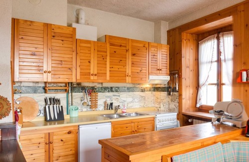 Sostegno House | Homerez - House in Asei