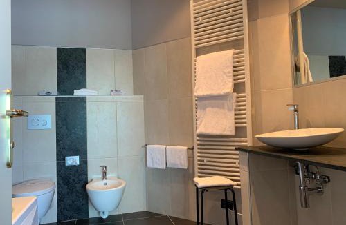 Pettenasco Hotel | Hotel L'Approdo