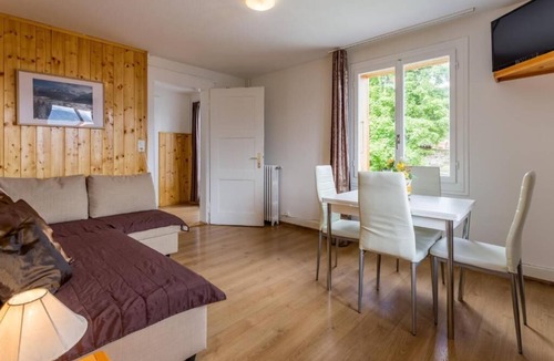 Sundlauenen Apartment | Hotel Sterne - Apartment with Balcony