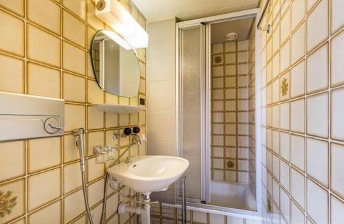 Sundlauenen Apartment | Hotel Sterne - Apartment with Balcony