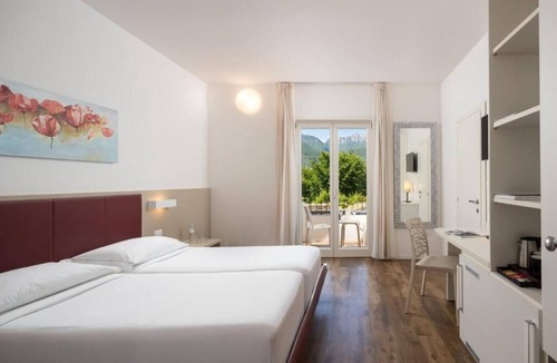 Torbole sul Garda Hotel | Hotel Villa Claudia - Active and Relax