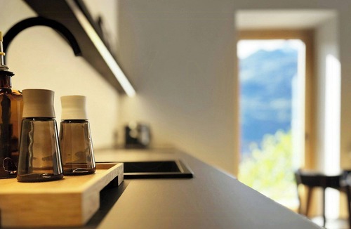 Teglio House | House with dual alpine views near Tirano