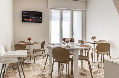 Lonate Pozzolo Bed & Breakfast | I'M b&b - 10 min da Malpensa Parcheggio gratuito Colazione inclusa
